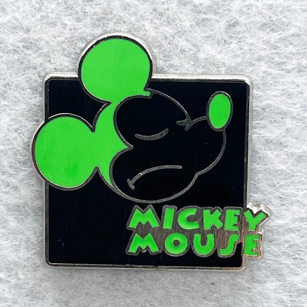 🔮 5/$25 Disney‎ Mickey Expressions Hmph! Pin
